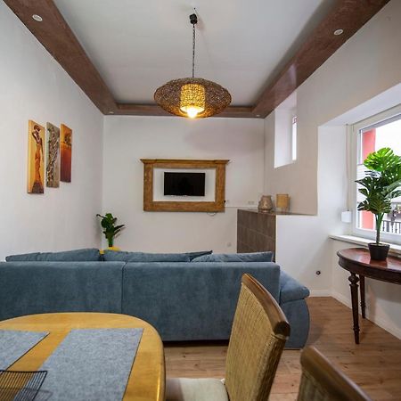 Apartment Mit Kleinem Innenhof Im Erdgeschoss Fuer Bis Zu 4 Personen Klotten Buitenkant foto