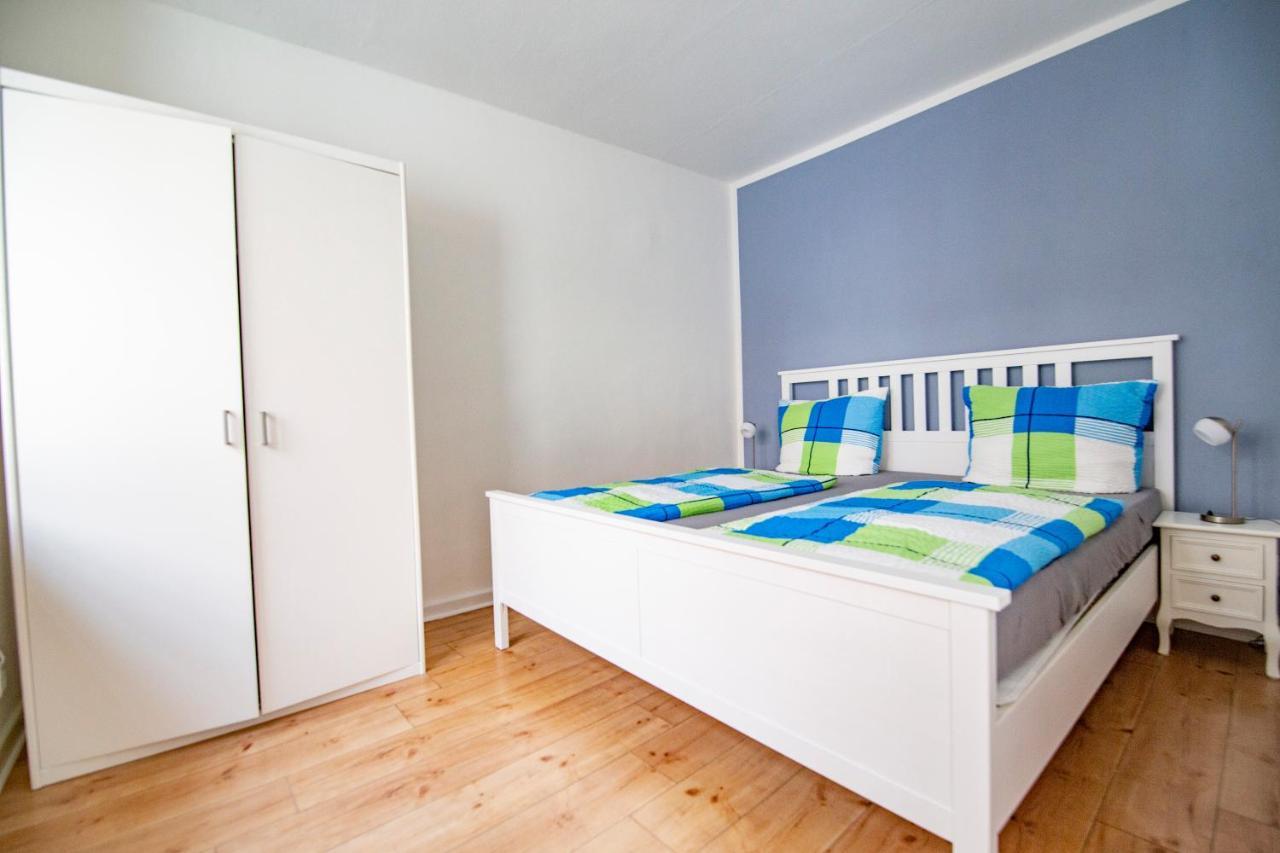 Apartment Mit Kleinem Innenhof Im Erdgeschoss Fuer Bis Zu 4 Personen Klotten Buitenkant foto